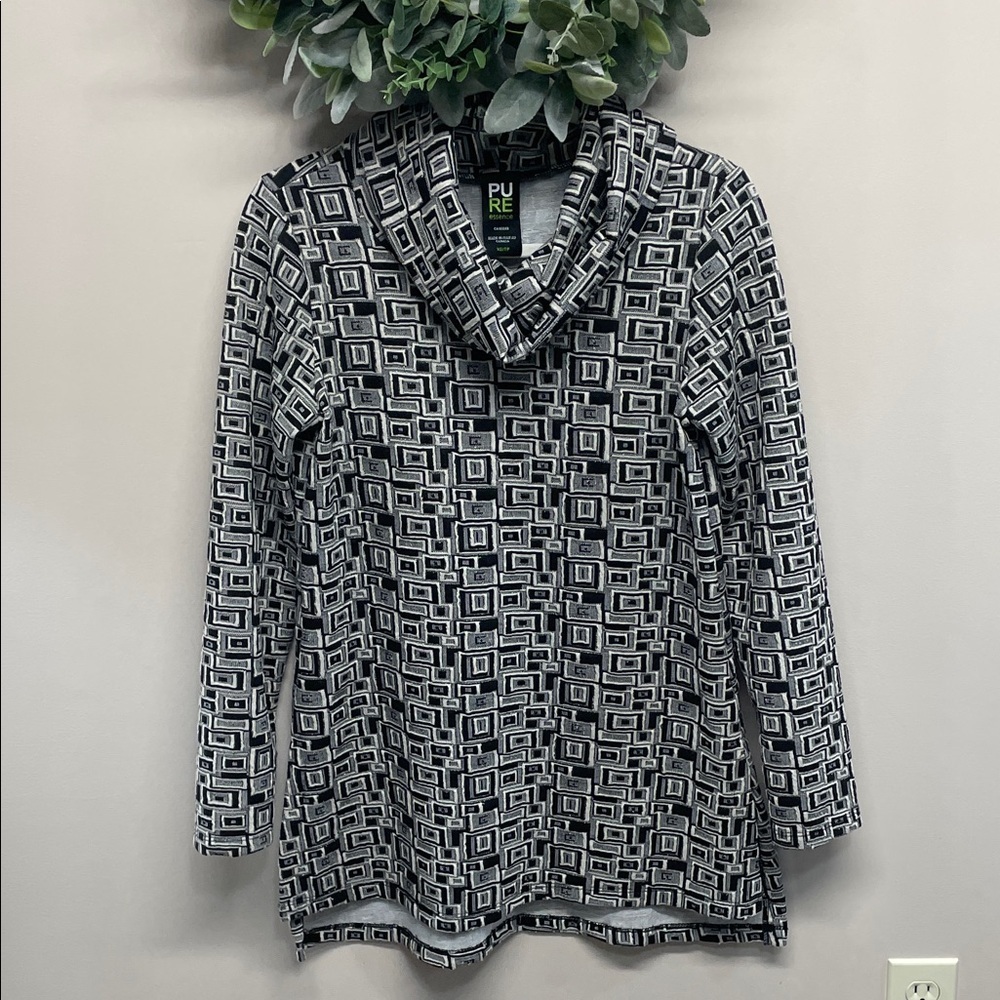 Pure Essence Urbanology Inc Canada Geometric Long Sleeve Cowl Neck Tunic Top XS